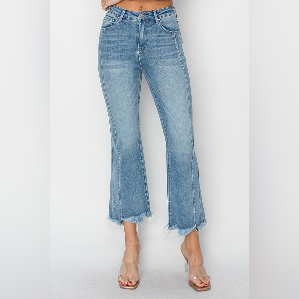 Risen Light Blue Frayed Hem Women’s Jeans Size 2x